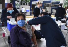Tamaulipas terminará de vacunar a abuelitos a finales de abril