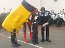 Mateo cumplió su sueño de ser tránsito por un día