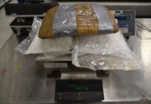 Decomisan en puente casi 1 MDD en droga