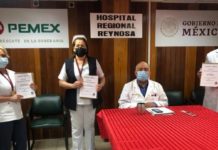 Reconoce PEMEX a personal médico de Reynosa por 30 años de servicio