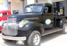 Exhiben autos clásicos de Reynosa