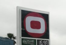 Consumidores buscan gasolina barata