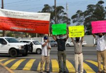 Ex trabajadores de Hules Mexicanos reclaman audiencia con AMLO