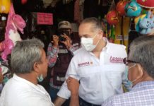 Se compromete Adrián Oseguera con locatarios a remodelar Mercado municipal