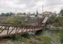Se desploma puente peatonal en dren de la Juárez