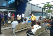 Sindicalizados toman la clínica del ISSSTE en Tampico y afectan a maestros que esperaban servicio médico