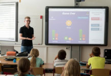 Proponen simplificar reconocimiento oficial a escuelas particulares
