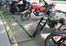 Diputados proponen que estacionamientos atiendan a motos y bicicletas