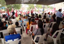 Colonos y arquitectos atentos de proyecto de Carlos Peña Ortiz