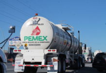 Abastecen gasolina a Reynosa