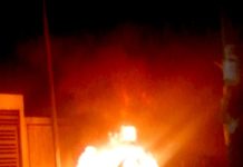 Bomberos sofocan incendio en unidad