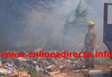 Bomberos sofocan incendio en vivienda abandonada