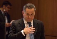 Presenta UIF una cuarta denuncia contra Cabeza de Vaca