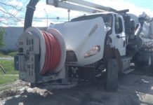 Mejora Gobierno Municipal funcionamiento de drenaje sanitario