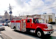Bomberos acuden a conato de incendio en unidad