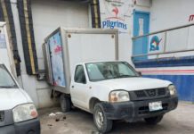 Empresa de candidato independiente sufre vandalismo.