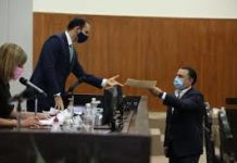 Cabeza de Vaca propone al Congreso nombrar a nuevos magistrados