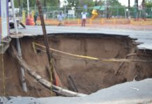 Aparecen hundimientos profundos y pone en riesgo viviendas