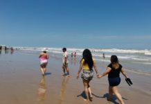 Permanece abierta la Playa Bagdad pese a semáforo Rojo