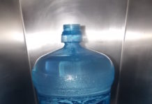 Incrementa consumo de agua embotellada