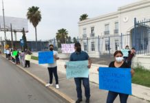 Protestan familiares de Azael fuera de Juzgados piden Justicia
