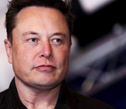 Musk presenta su nueva ‘creación’: el Model S Plaid, el Tesla más rápido hasta ahora