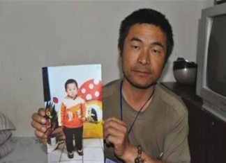 Un padre encuentra a su hijo secuestrado tras buscarlo 24 años; así fue el reencuentro