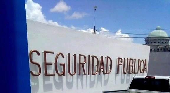 Detienen a sujeto por alterar el orden p_blico