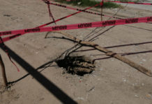 Se forma pequeño socavón, piden atención de la autoridad