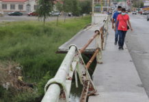 Puente en deterioro peligro para peatones