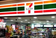 Ratero amaga con navaja a empleados de tienda para robar