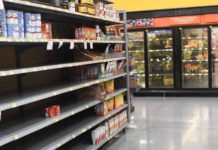 Hallan cuerpo de hombre en congelador de supermercado donde trabajaba