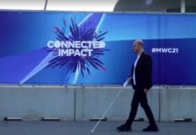 Así es el bastón inteligente para personas con discapacidad visual