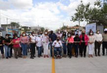Inauguró Maki Ortiz otra calle con vecinos de la colonia Carlos Cantú