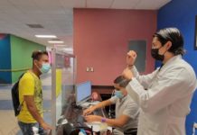 El CRI ofrece consultas con la interpretación de Lengua de Señas Mexicana para personas con discapacidad auditiva
