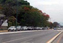 Uber’s y Didi’s protestan en Casa de Gobierno