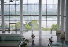 Reportan que funcionarios de Trump presionaron a organismos de inteligencia para vincular el covid-19 con laboratorios chinos