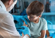 “Me pronuncio en favor de que puedan ser vacunados los adolescentes de 12 a 18 años”; Alfredo Castro Olguín