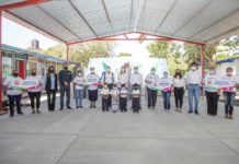 Mariana Gómez visita escuelas rurales de Ocampo y Nuevo Morelos para hacer entrega de nuevos desayunadores escolares y dotaciones alimentarias a estudiantes