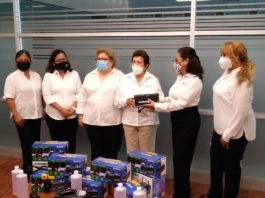 Entregan 10 difusores de sanitizante a supervisoras de preescolar en Tampico