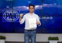 Recibe Carlos Fernández Constancia como Diputado Local