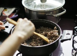 El peligro de los “químicos eternos” que tenemos en nuestras casas (y la larga carrera por deshacerse de ellos)