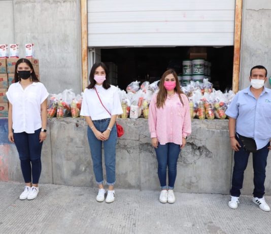 Entrega DIF Reynosa canasta básica a CEDES