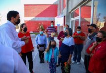 Recorre el Alcalde Carlos Peña Ortiz, instalaciones de la escuela de nueva creación en colonia Villa Florida.