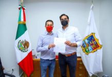 Entregan nombramientos a funcionarios municipales