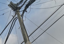Concretos Tancol tumba postes de telefonía en Arboledas
