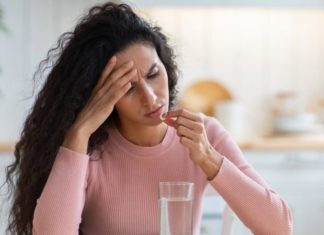 Por qué no debemos tomar paracetamol para combatir la resaca (y qué alternativa es mejor)