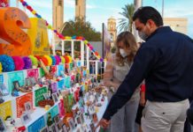 Inauguró Alcalde Carlos Peña Monumental Altar de Muertos