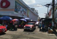Desoyen ambulantes llamado del Estado de pasar a la formalidad