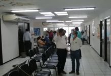 Intentarán solucionar conflicto con sindicato de trabajadores de la salud